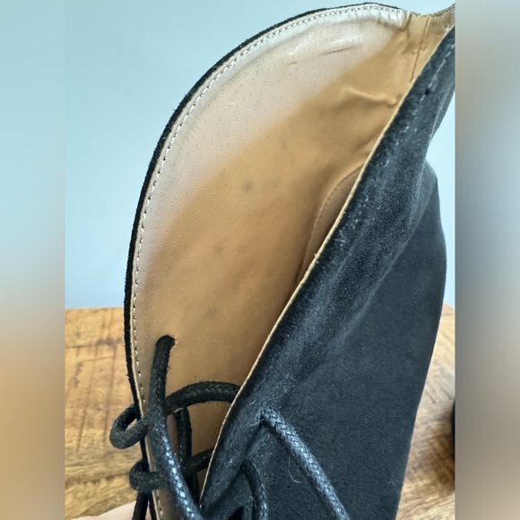 Black Suede Lace-up Heeled Booties. Veryn JustFab. Size 7 - Picture 8 of 14
